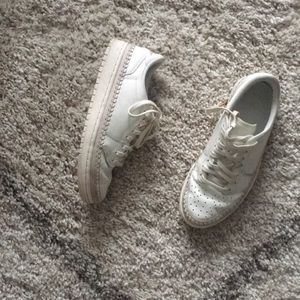 Air Jordan retro low ns